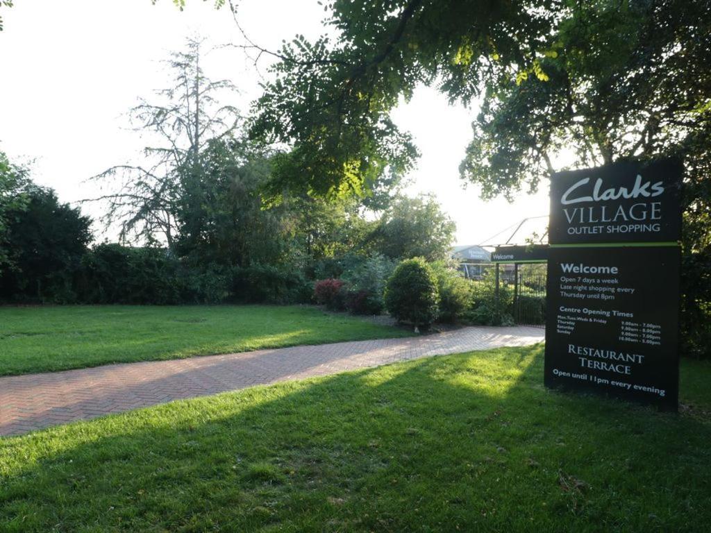 The Nest - Family Friendly Caravan Nr Glastonbury & Street Somerton (Somerset) Exterior foto
